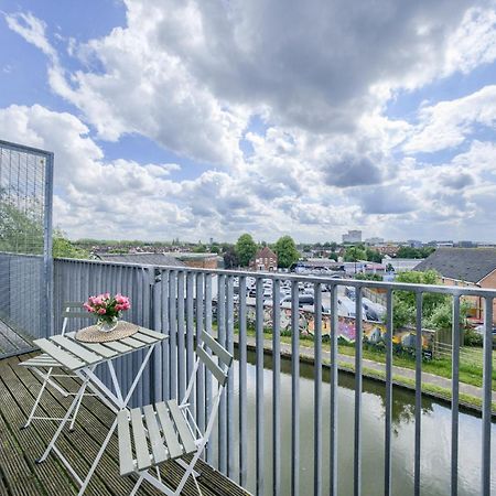 Coventry Large 4-Bed Townhouse By Empower Homes Extérieur photo
