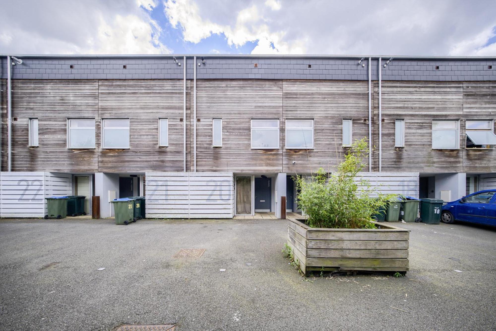 Coventry Large 4-Bed Townhouse By Empower Homes Extérieur photo